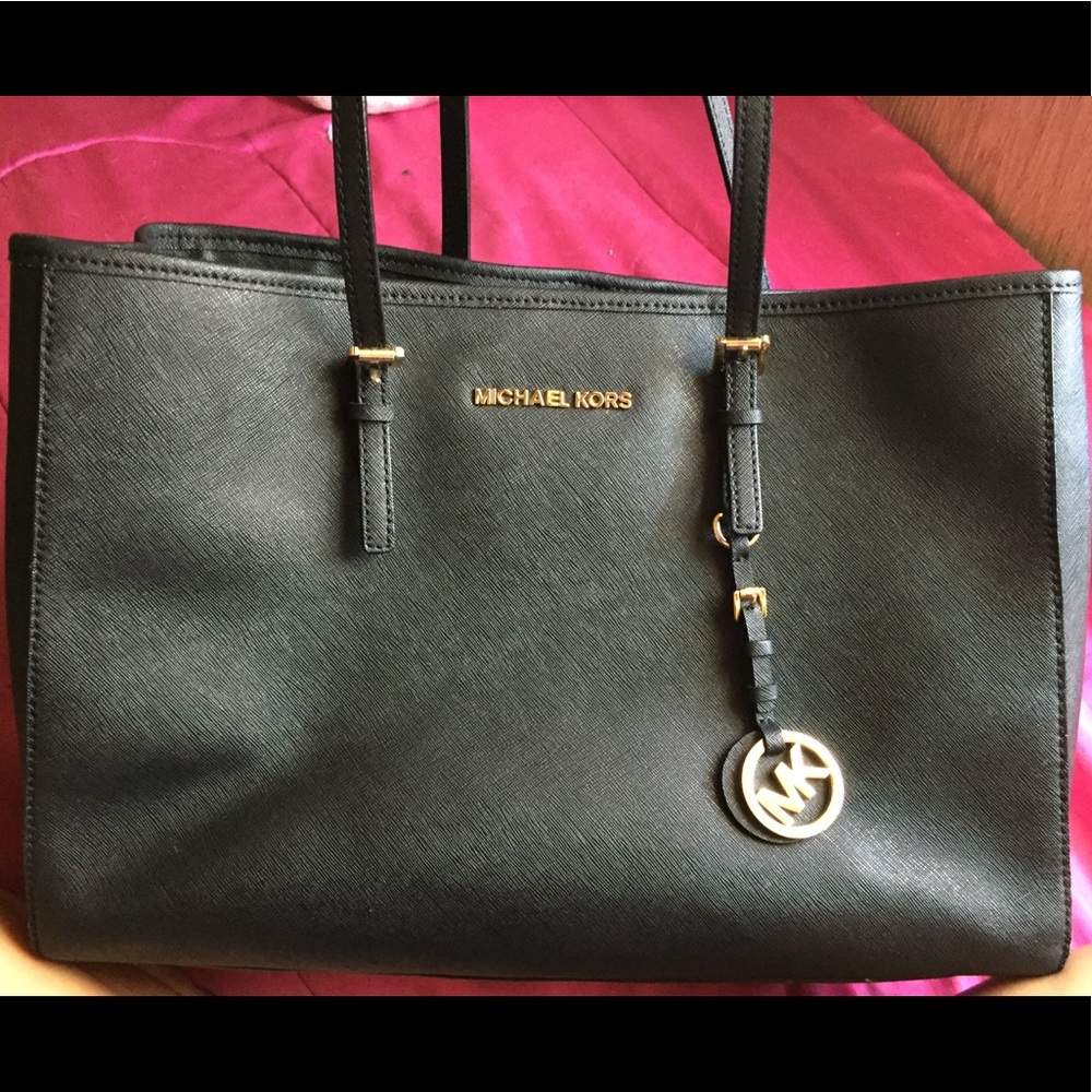 Medium tote